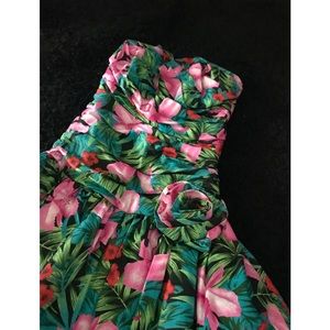 Vintage tiki pinup dress